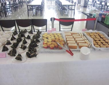 餐廳準備的各種點心 餐廳準備的各種點心