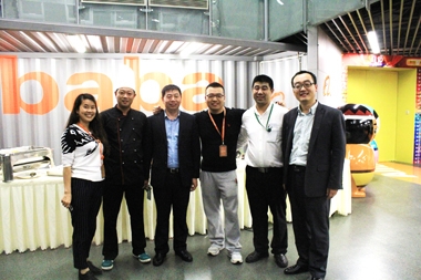 雙方領(lǐng)導(dǎo)合影 雙方領(lǐng)導(dǎo)合影