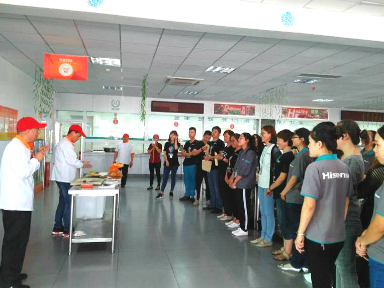 授課前，魏文波經(jīng)理講話