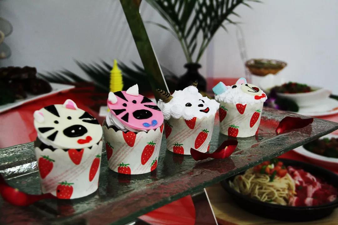 小糕點(diǎn) 小糕點(diǎn)