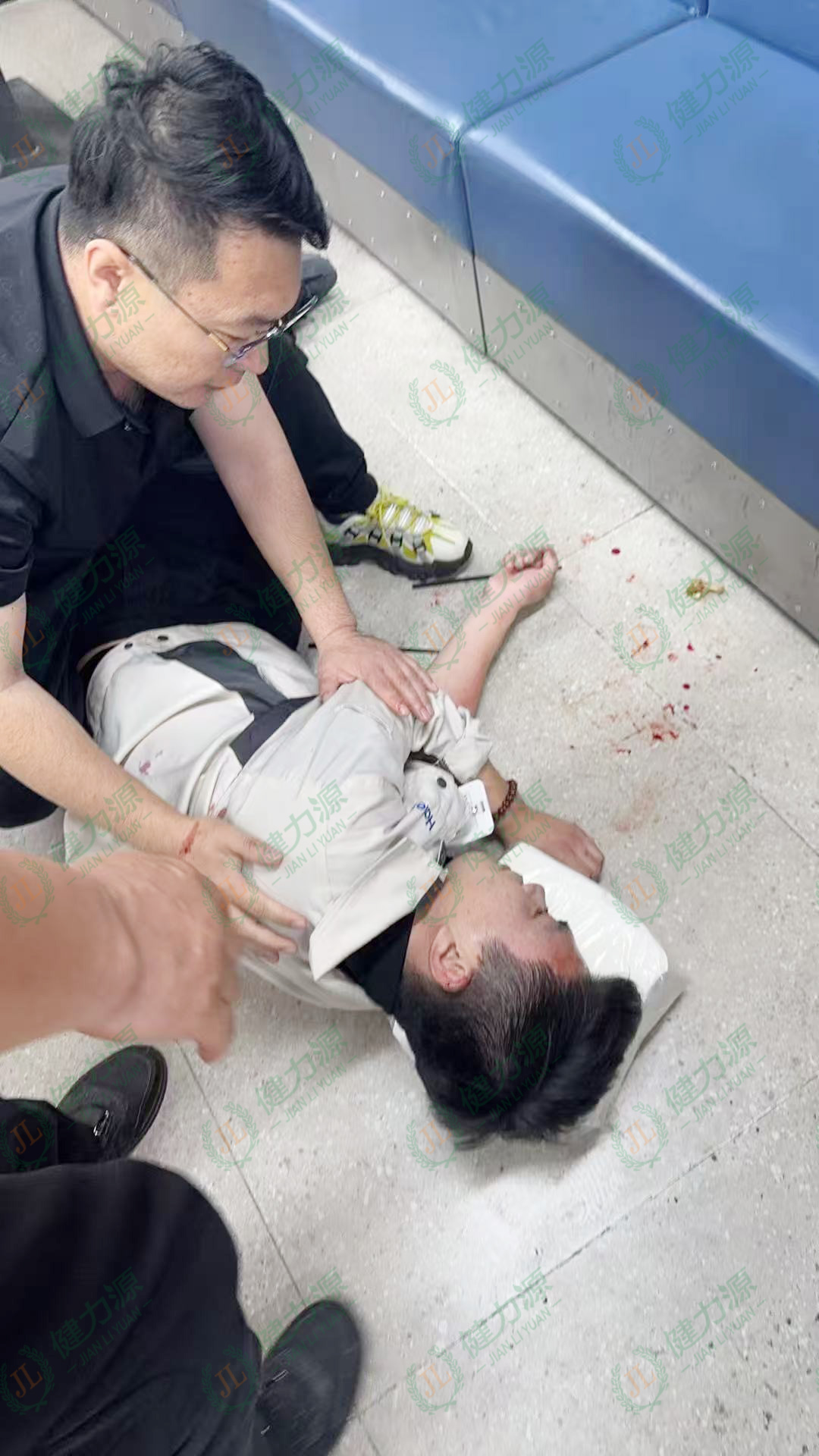 急救現(xiàn)場.jpg